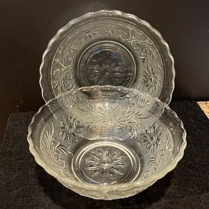 Vintage Anchor Hocking Clear Sandwich Glass Serving Bowls set of 2